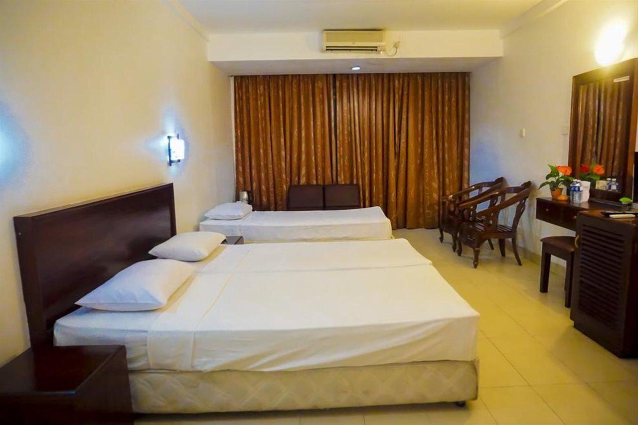 Lavendish Beach Resort Унаватуна Екстериор снимка