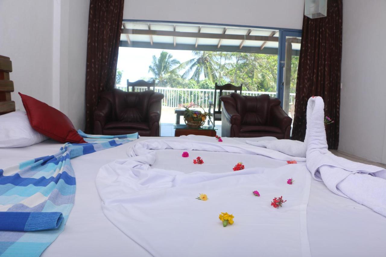Lavendish Beach Resort Унаватуна Екстериор снимка